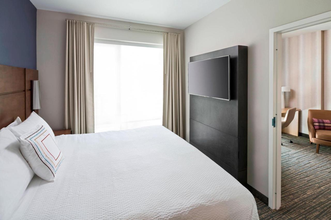 Residence Inn By Marriott Greenville Downtown Buitenkant foto